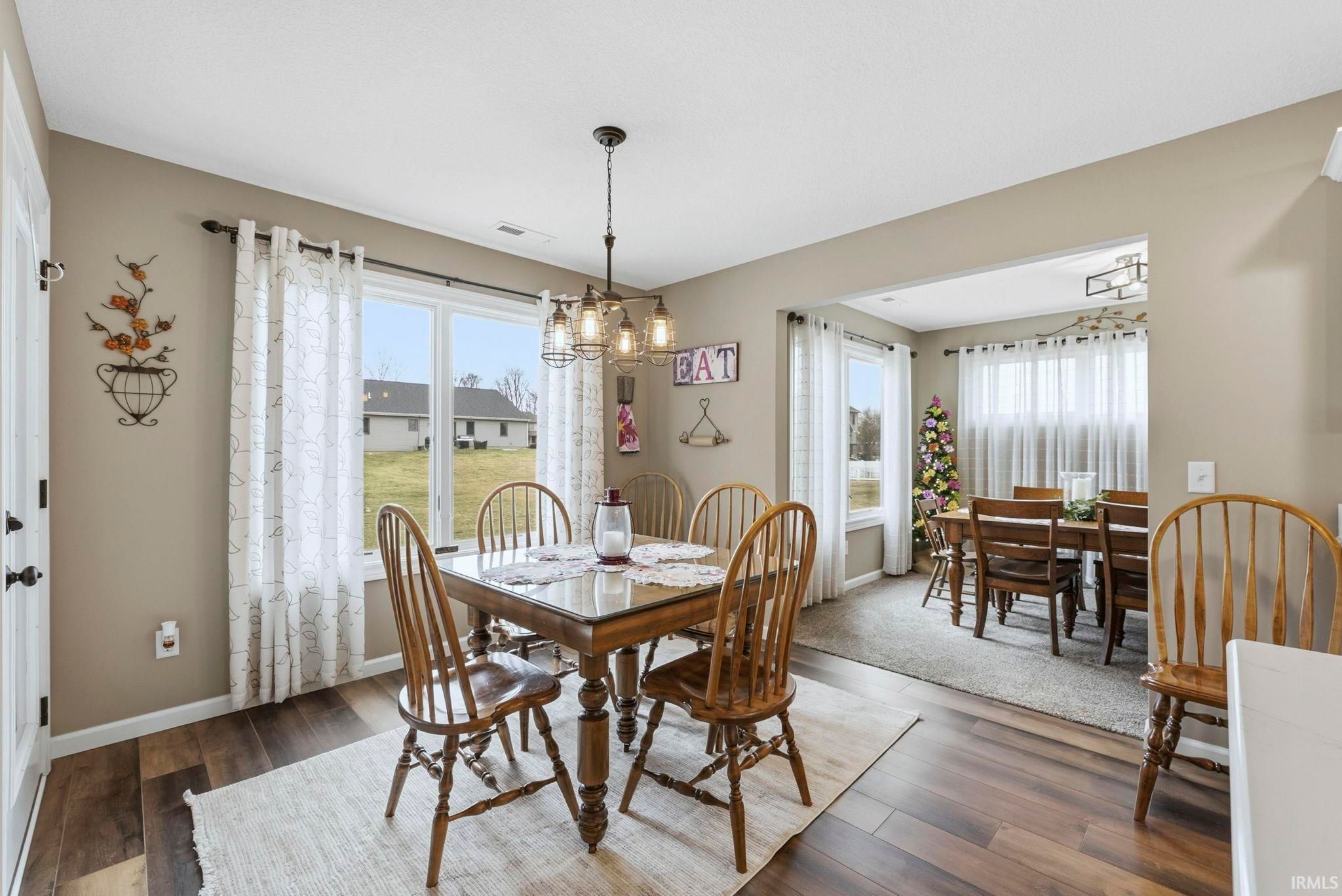 Image of 2092 Hemlock Lane